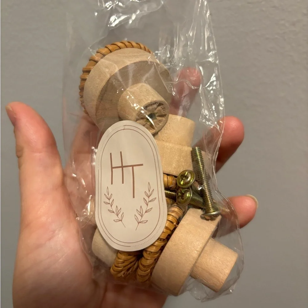 NIB (4) Woven Rattan and Wood Drawer Knobs